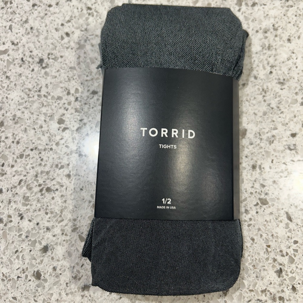 Torrid Womens Gray Tights Sz 1/2 NWT